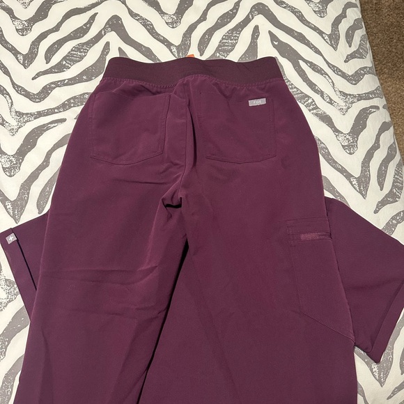 FIGS women’s Zamora joggers in size XS petite - Picture 5 of 6
